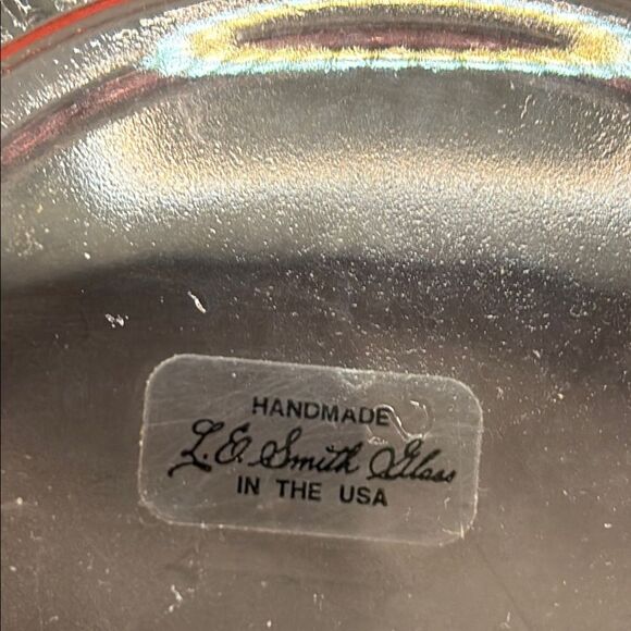 Large Pink LE Smith Glass Bunny on nest - Picture 6 of 8